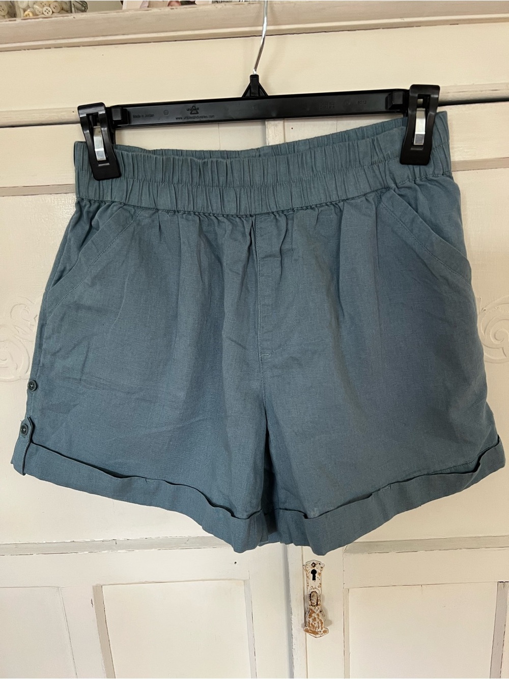 NWOT Pact, ORGANIC COTTON/
HEMP Blue The Harbour Tabbed Short Size Small